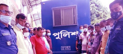 গ্রেফতার কৃত জুয়ারীরা